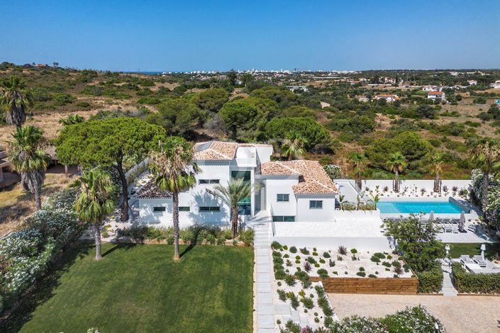 Image No.35-5 Bed House for sale