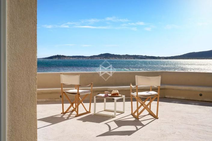 Image No.9-7 Bed House for sale