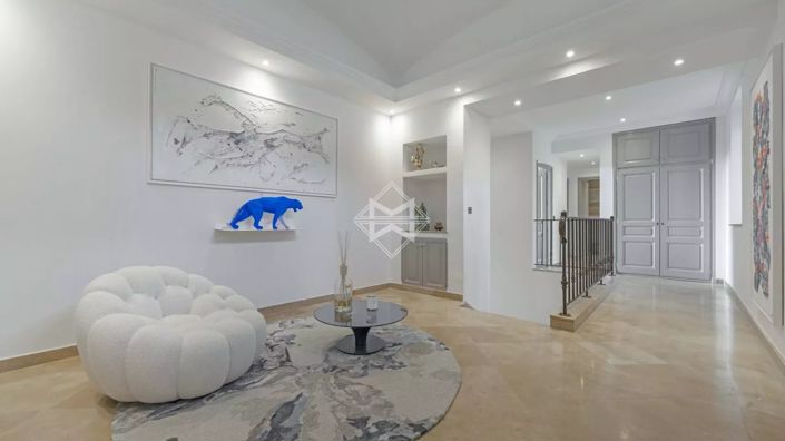 Image No.16-4 Bed House for sale