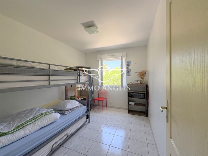 Image No.13-4 Bed House for sale