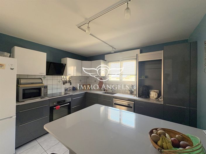 Image No.7-4 Bed House for sale