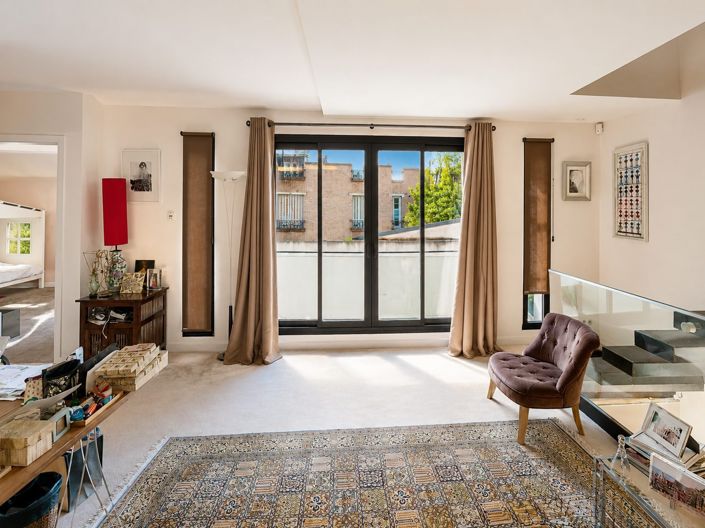 Image No.6-4 Bed Property for sale
