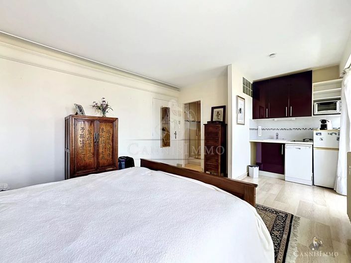 Image No.8-Apartment for sale