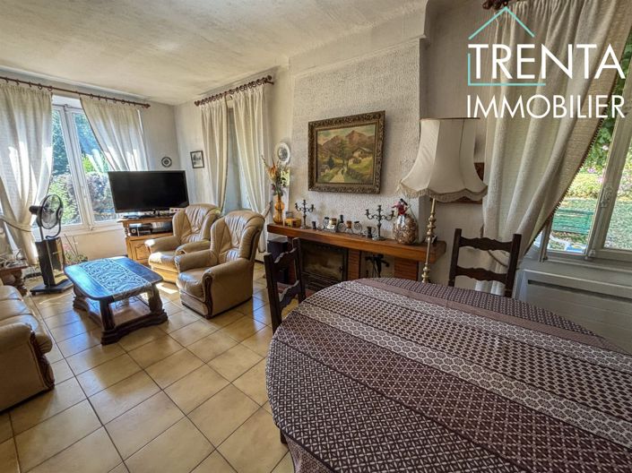 Image No.17-3 Bed House for sale