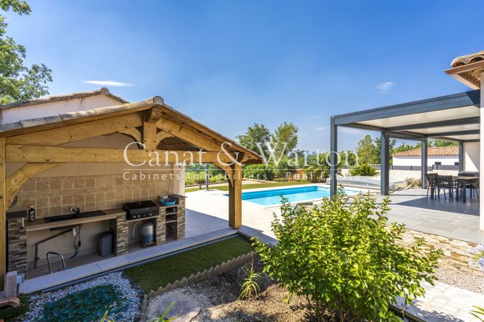 Image No.25-4 Bed House for sale