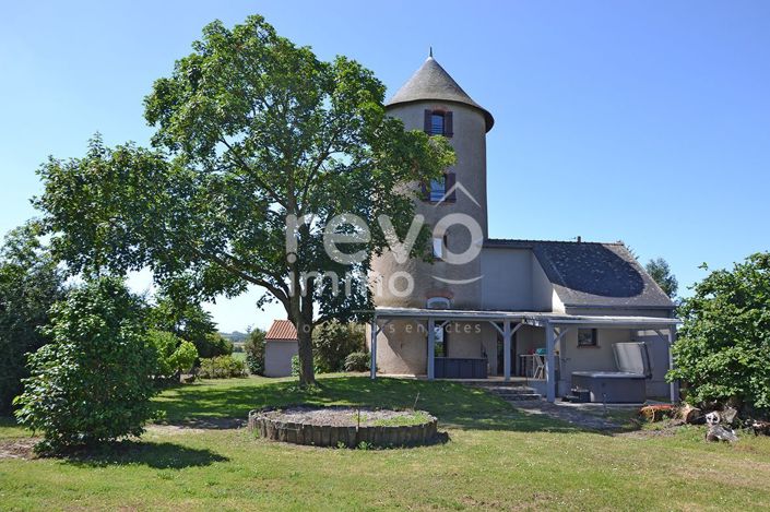 Image No.2-4 Bed House for sale