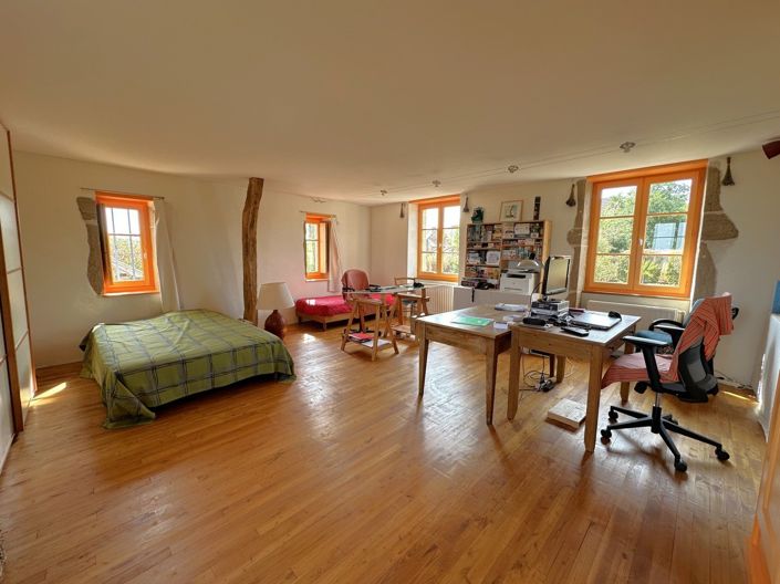 Image No.30-3 Bed House for sale