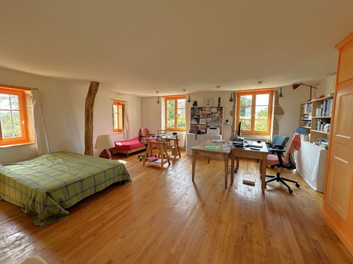 Image No.31-3 Bed House for sale