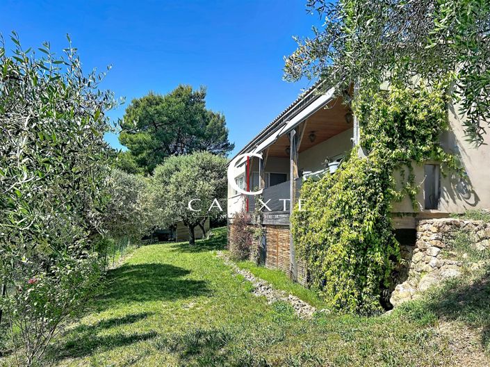 Image No.6-2 Bed House for sale
