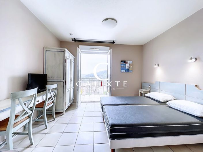 Image No.5-Apartment for sale