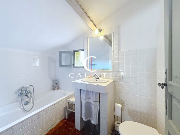 Image No.17-3 Bed House for sale