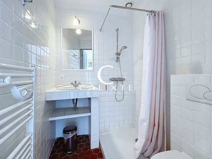 Image No.18-3 Bed House for sale