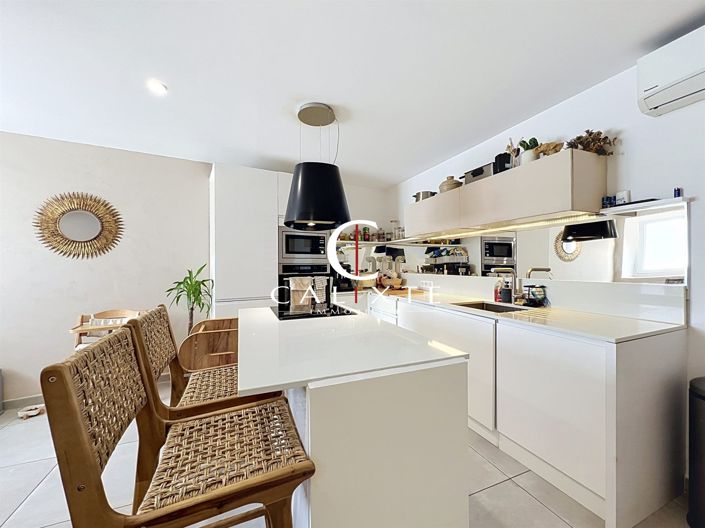 Image No.6-1 Bed House for sale