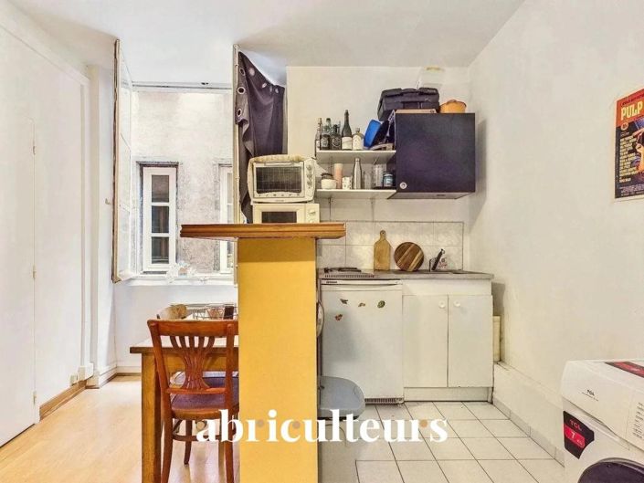 Image No.2-Appartement de 1 chambre à vendre à Lyon
