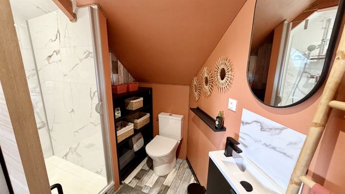 Image No.21-5 Bed House for sale
