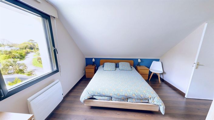 Image No.21-4 Bed House for sale