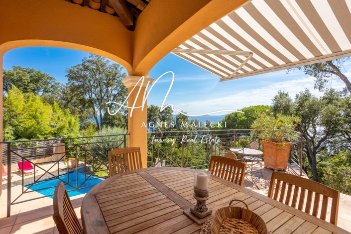 Image No.5-4 Bed House for sale