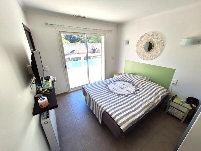 Image No.18-4 Bed House for sale