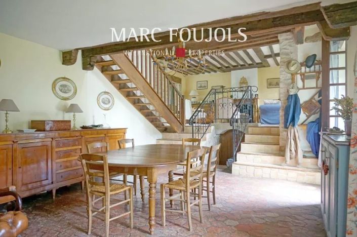 Image No.6-5 Bed House for sale