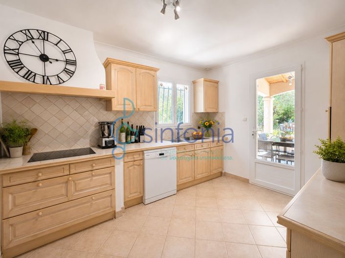 Image No.4-3 Bed House for sale