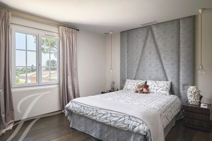 Image No.16-4 Bed House for sale