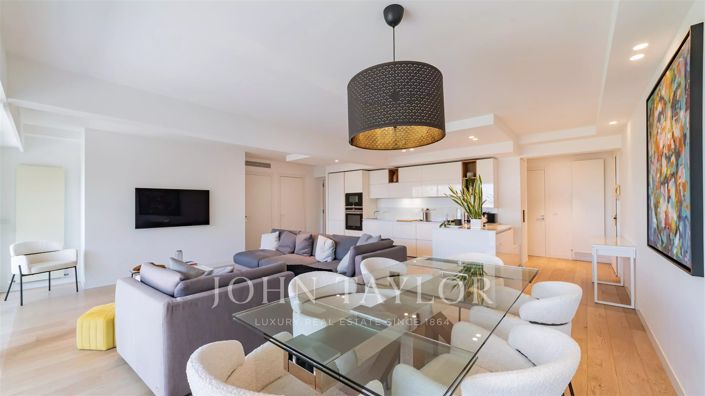 Image No.3-Appartement de 3 chambres à vendre à Cannes