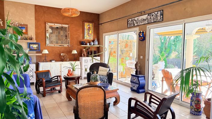 Image No.6-3 Bed House for sale