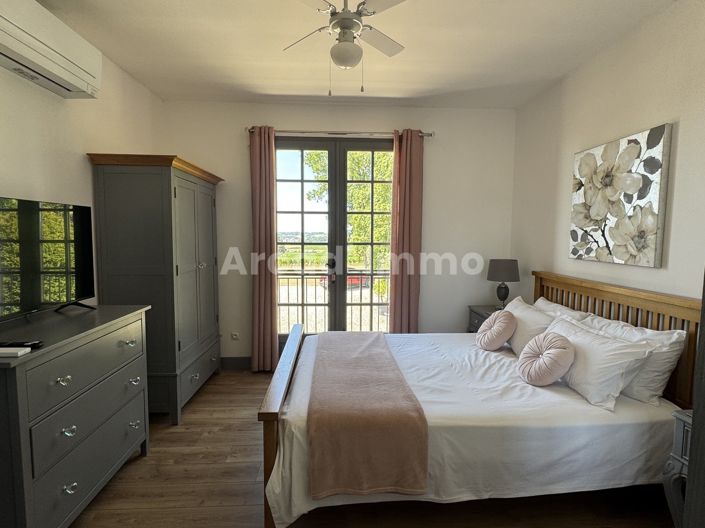 Image No.7-6 Bed House for sale
