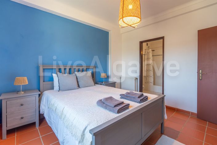 Image No.20-3 Bed House for sale