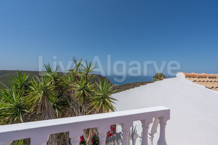 Image No.24-3 Bed House for sale