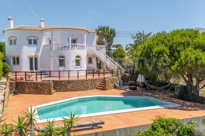 Image No.25-3 Bed House for sale
