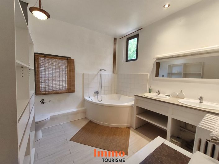 Image No.12-4 Bed House for sale