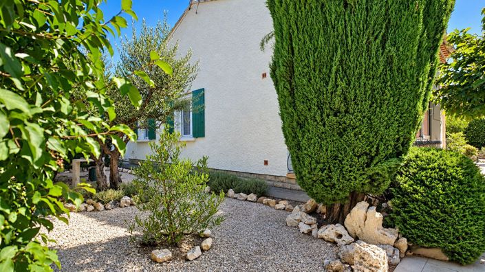 Image No.2-3 Bed House for sale