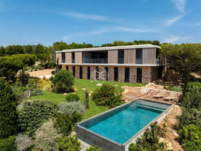 Image No.15-5 Bed House for sale
