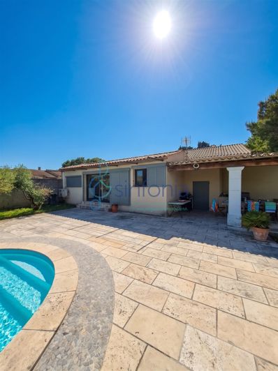 Image No.18-4 Bed House for sale