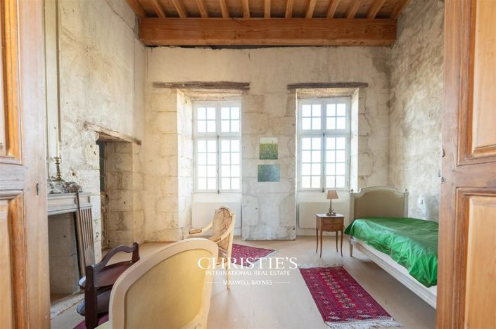 Image No.13-4 Bed Property for sale