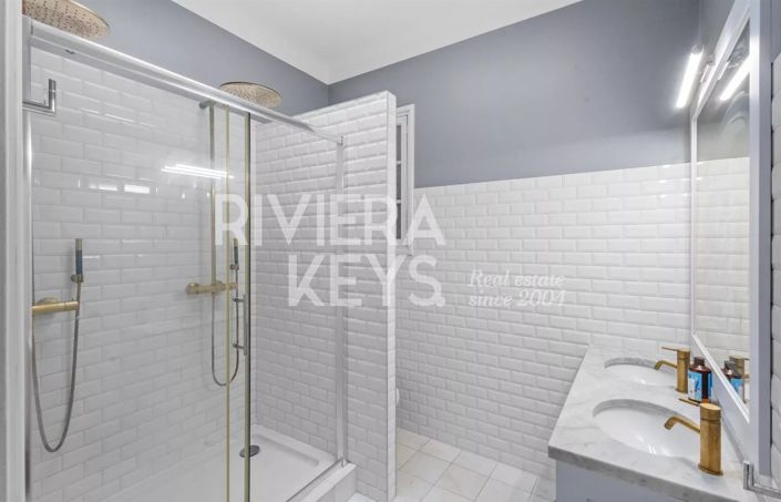 Image No.13-6 Bed Apartment for sale