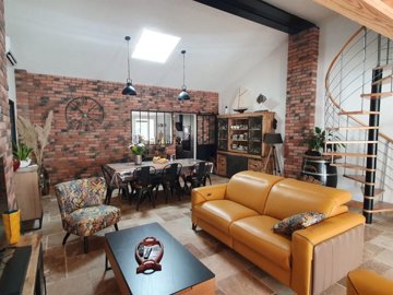 1 - Cozes, House