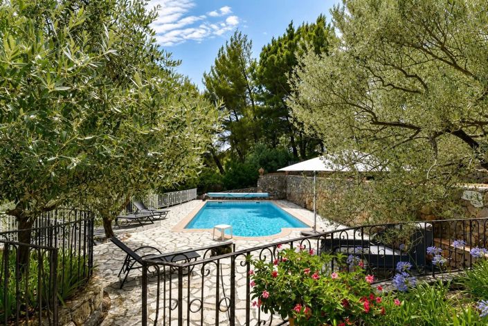 Image No.9-4 Bed House for sale