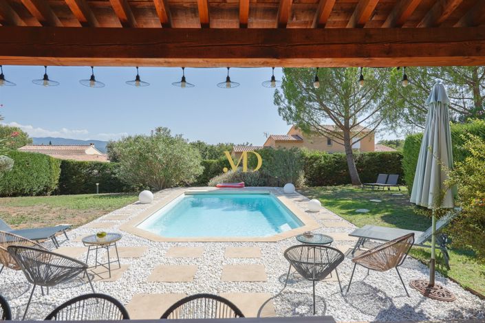 Image No.2-4 Bed House for sale