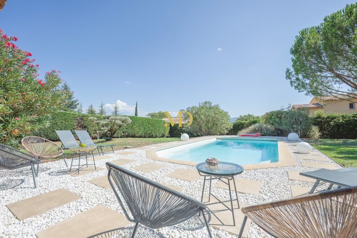 Image No.3-4 Bed House for sale