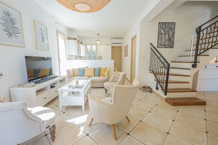 Image No.39-4 Bed House for sale