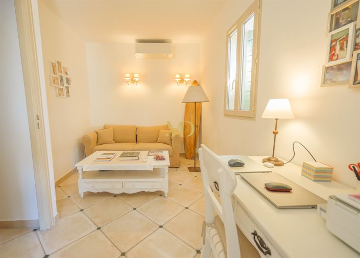 Image No.41-4 Bed House for sale