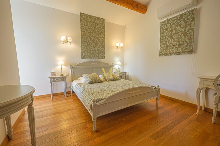 Image No.47-4 Bed House for sale