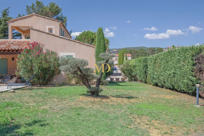 Image No.8-4 Bed House for sale