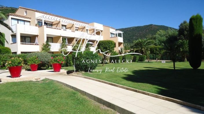 Image No.4-Appartement de 1 chambre à vendre à Le Lavandou