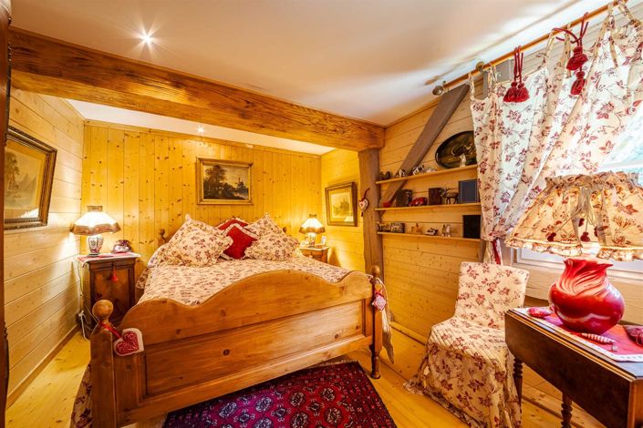 Image No.24-4 Bed House for sale