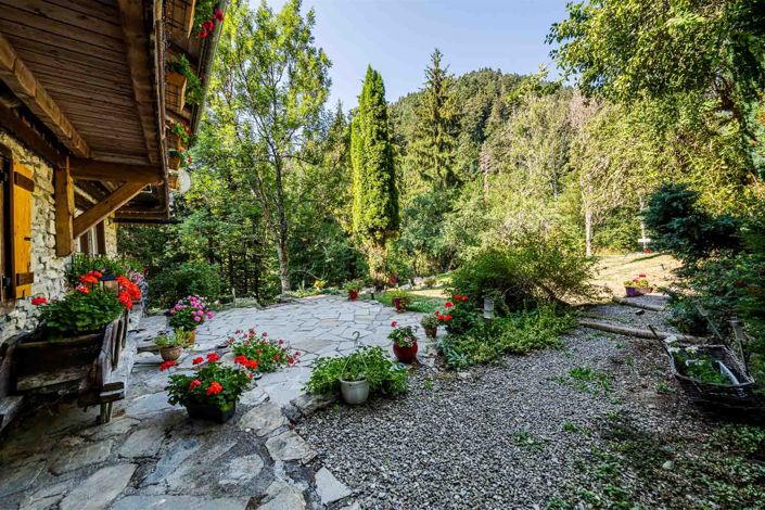 Image No.40-4 Bed House for sale