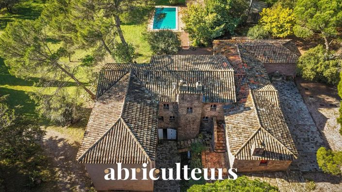 Image No.3-4 Bed House for sale