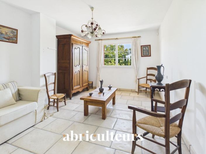 Image No.14-4 Bed House for sale